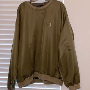 CUTTER AND BUCK LOGO ON SLEEVE AND CHEST. XL